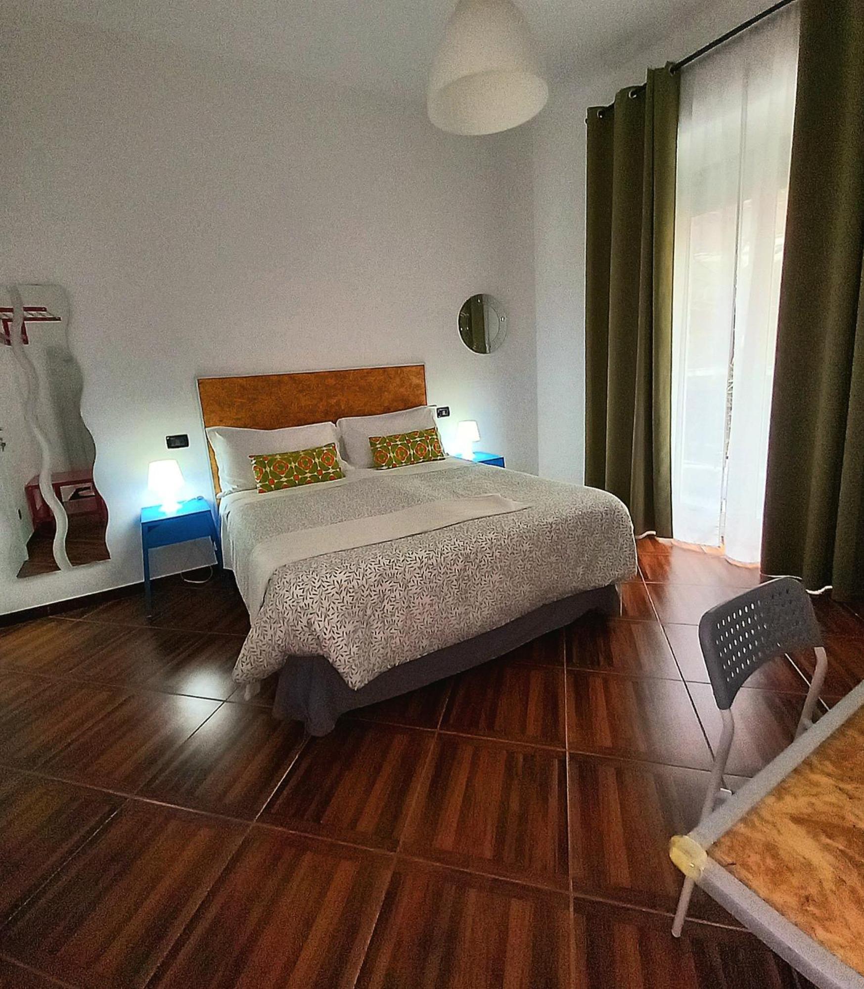 Your Bed Napoli エクステリア 写真