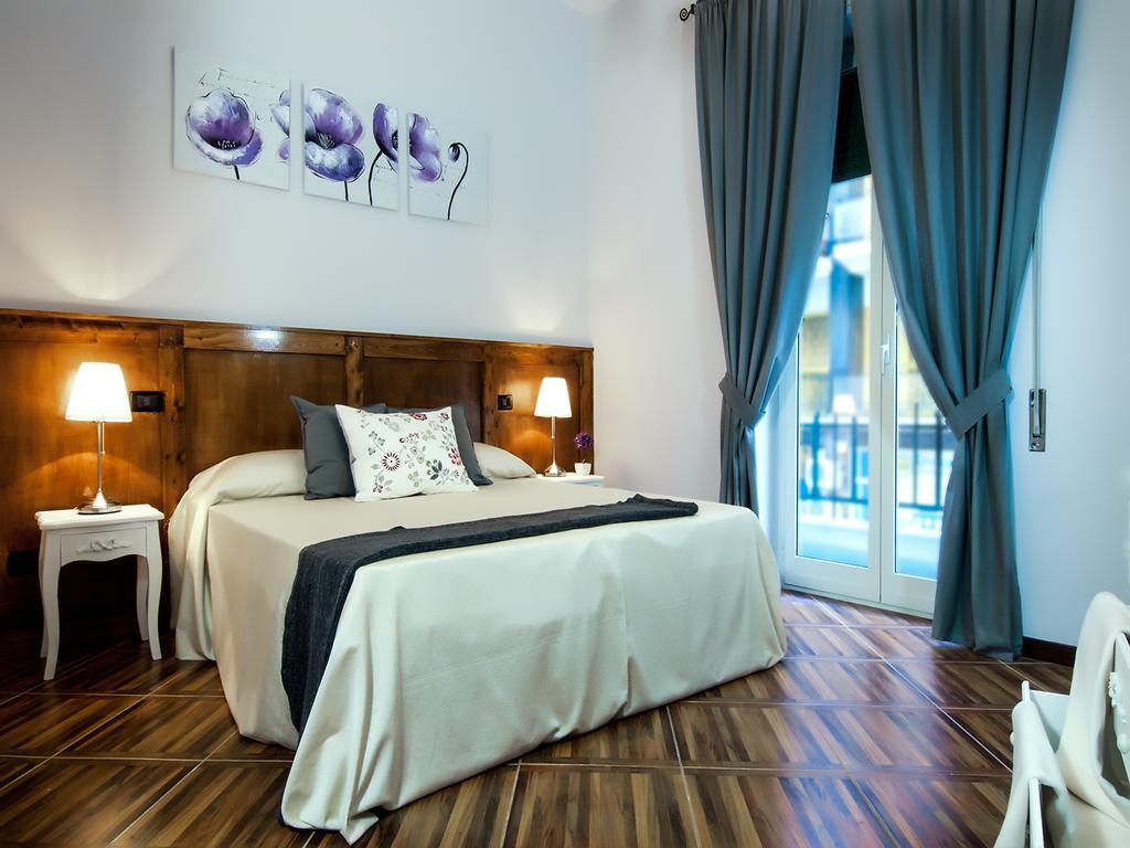 Your Bed Napoli 部屋 写真